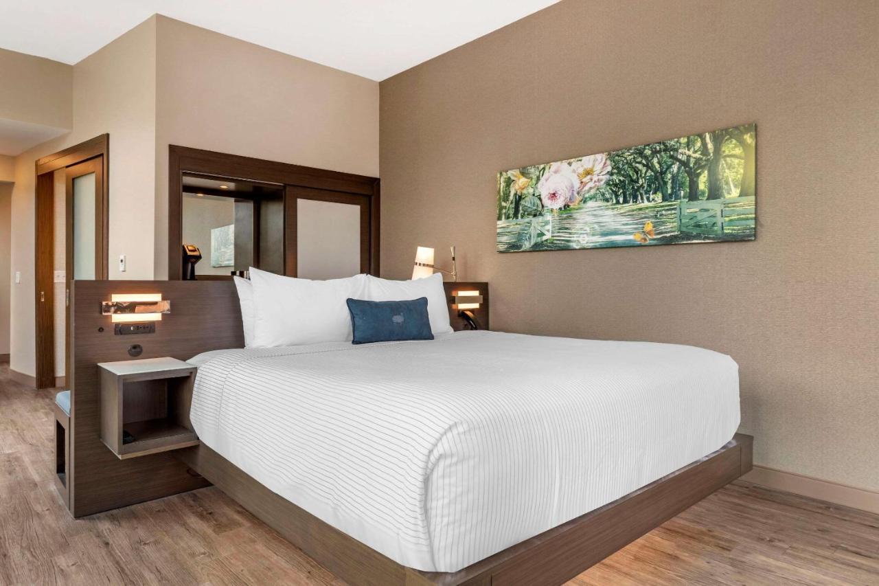 Cambria Hotel Savannah Downtown Historic District Esterno foto
