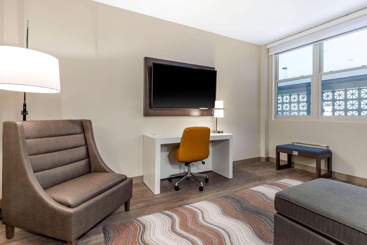 Cambria Hotel Savannah Downtown Historic District Esterno foto