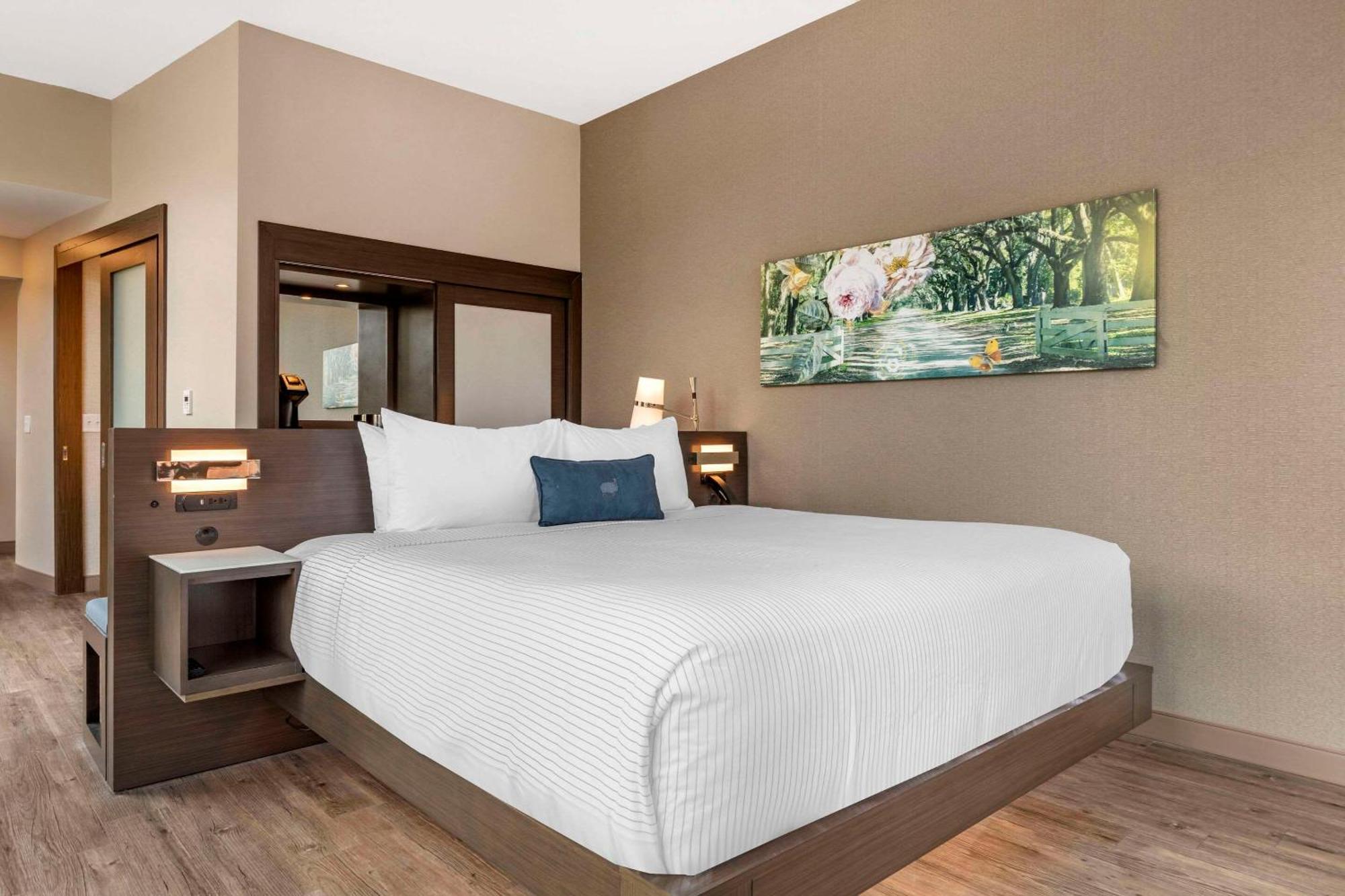 Cambria Hotel Savannah Downtown Historic District Esterno foto