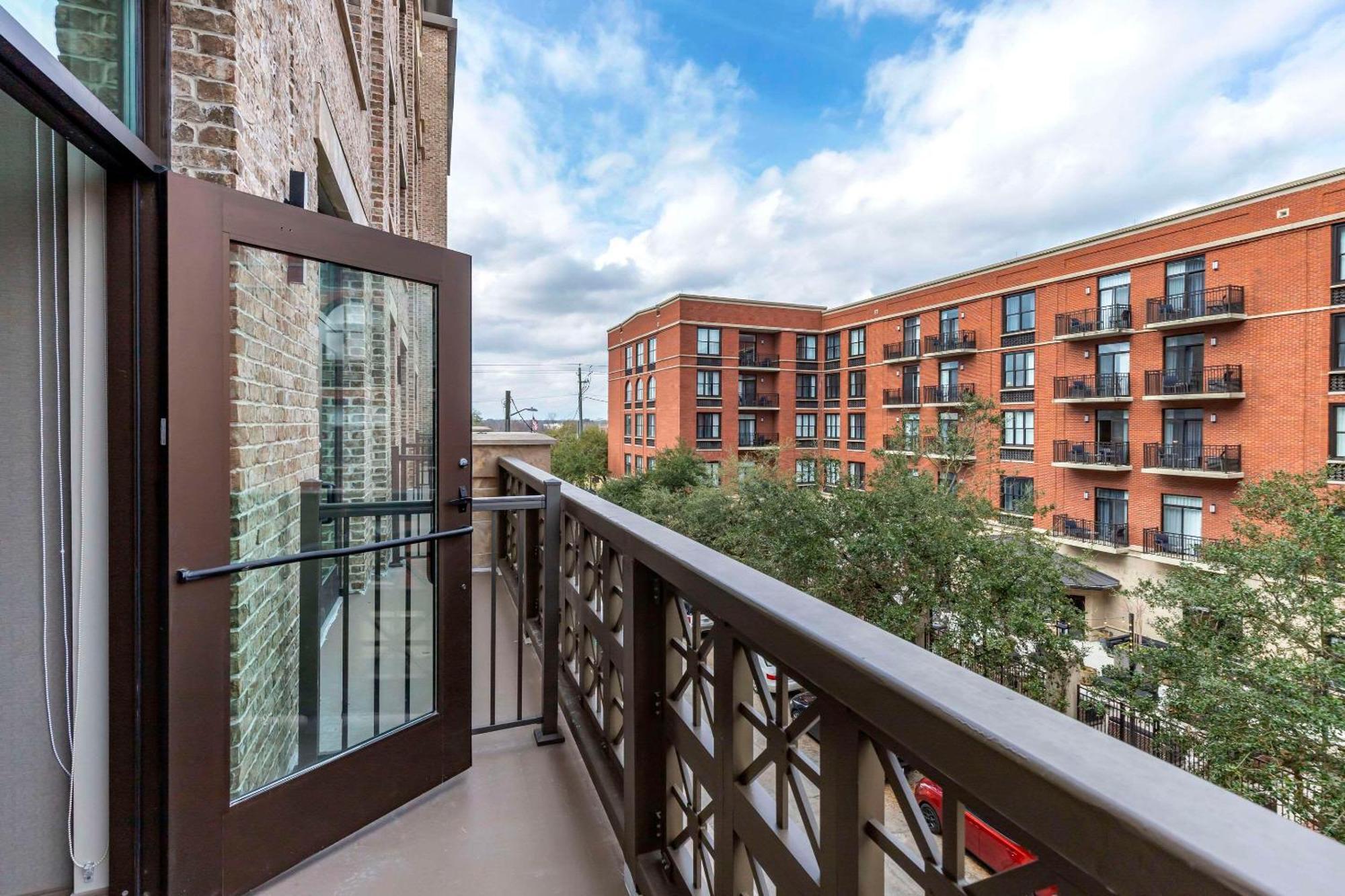 Cambria Hotel Savannah Downtown Historic District Esterno foto