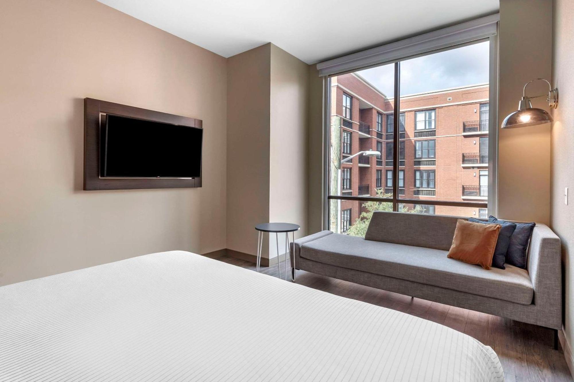 Cambria Hotel Savannah Downtown Historic District Esterno foto